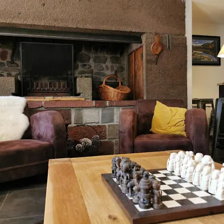 Le Clos Des Pierres Rouges Отель типа 