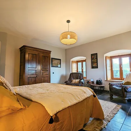 Bed & Breakfast Le Clos Des Pierres Rouges