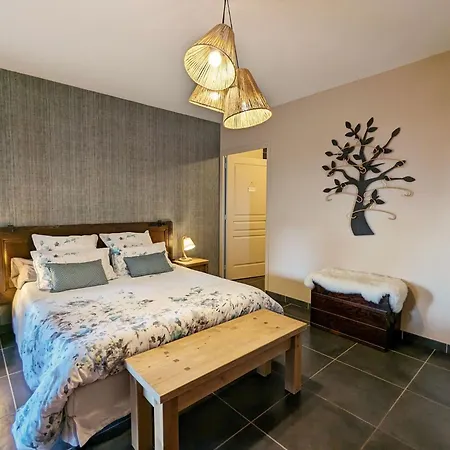 Bed & Breakfast Le Clos Des Pierres Rouges
