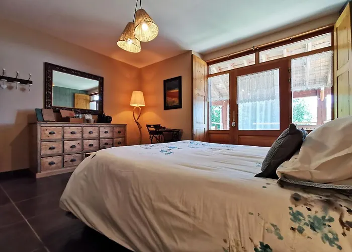 Bed & Breakfast Le Clos Des Pierres Rouges