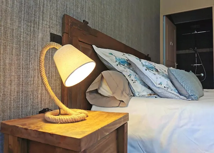 Le Clos Des Pierres Rouges Bed & Breakfast Saint-Privat-d'Allier