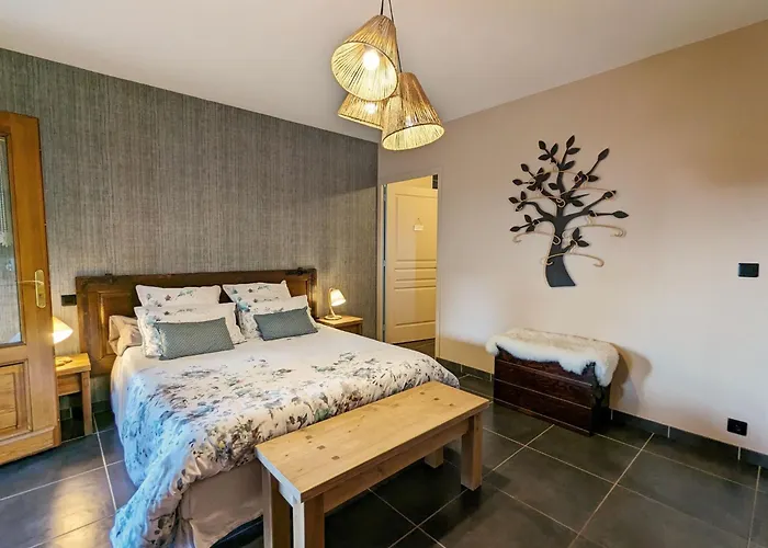 Bed & Breakfast Le Clos Des Pierres Rouges