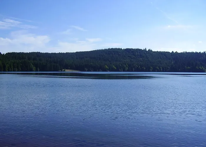 Le Clos Des Pierres Rouges Bed & Breakfast Saint-Privat-d'Allier